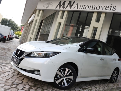 Nissan Leaf N-Connecta com 14 100 km por 21 500 € MN Automóveis | Lisboa
