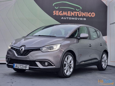 Renault Scenic Outro