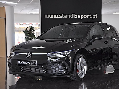 Volkswagen Golf 1.4 TSI GTE DSG com 27 896 km por 29 990 € Stand LX Sport | Lisboa