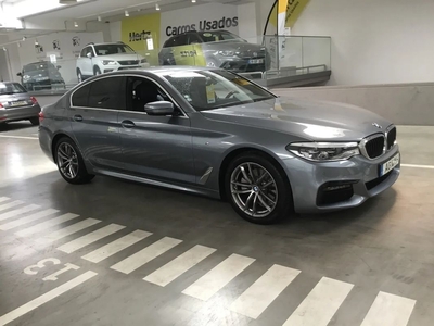 BMW Serie-5 520 d Pack M Auto por 46 490 € Hertz - Cascais | Lisboa