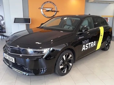 Opel Astra 1.2 T Elegance por 28 350 € M. Coutinho Douro - Comércio de Automóveis SA | Porto