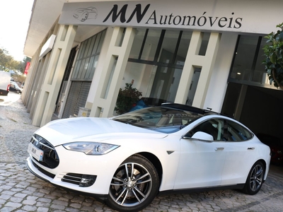 Tesla Model S 85 por 39 900 € MN Automóveis | Lisboa