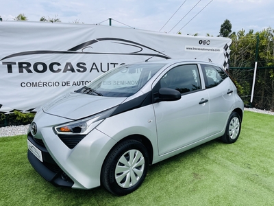 Toyota Aygo 1.0 X-Play por 14 900 € Trocas Automoveis Algarve | Faro