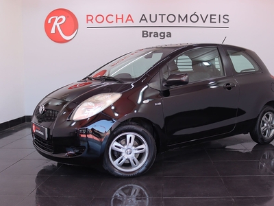 Toyota Yaris 1.4 D-4D Terra por 4 990 € Rocha Automóveis - Braga | Braga