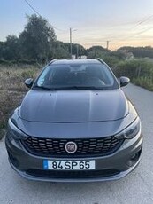 Fiat Tipo 2017 - Abelhal