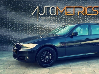 BMW Serie-3 318 d Touring Navigation por 13 900 € Auto Metrics | Lisboa