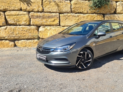 Opel Astra 1.6 CDTI Ecotec Edition S/S com 148 417 km por 17 500 € Tracção Motor | Lisboa