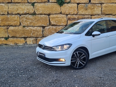 Volkswagen Touran 1.6 TDI Confortline DSG com 116 142 km por 27 500 € Tracção Motor | Lisboa