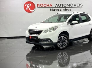 Peugeot 2008 1.2 VTi Allure com 154 769 km por 10 699 € Rocha Automóveis - Matosinhos | Porto