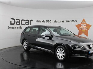 Volkswagen Passat 1.6 TDi Trendline com 117 928 km por 15 799 € Dacar automoveis | Porto