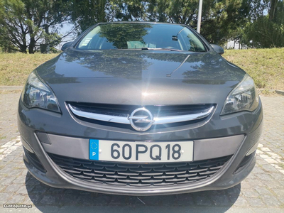 Opel Astra 1.6 CDTI 110cv cosmo