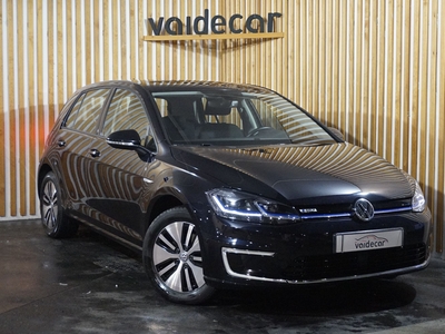 Volkswagen Golf e- AC/DC com 97 559 km por 18 500 € Vaidecar | Lisboa