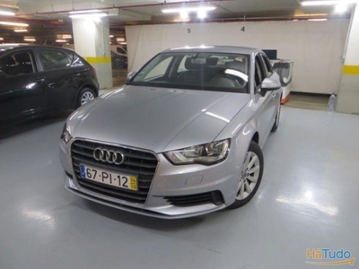 Audi A3 1.6 TDi Attraction S Tronic