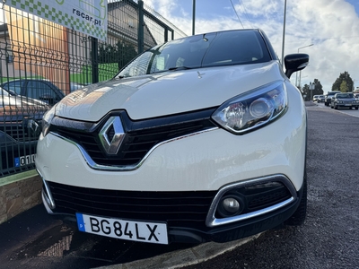 Renault Captur 0.9 TCE Exclusive por 11 750 € Stand RS | Lisboa