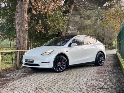 Tesla Model Y Performance Tração Integral por 50 990 € Car4you - Leiria | Leiria