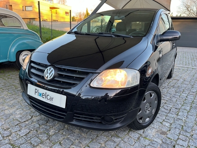 Volkswagen Fox Easy 1.2 T. Liso por 4 300 € Pixelcar | Porto