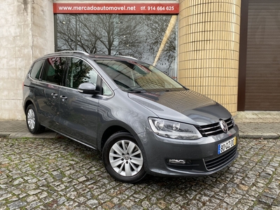 Volkswagen Sharan 2.0 TDi Blue High.DSG com 115 000 km por 25 900 € Mercado Automóvel | Braga