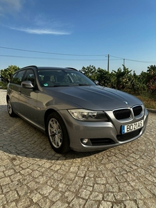BMW srie 3 touring - 318d 2012