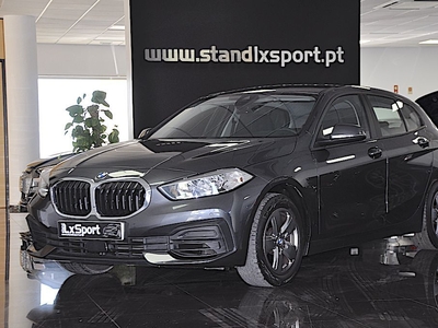 BMW Serie-1 118 i Corporate Edition M Auto com 48 609 km por 23 990 € Stand LX Sport | Lisboa