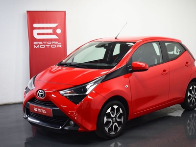 Toyota Aygo 1.0 X-Play Plus com 65 044 km por 12 750 € Estoril Motor | Lisboa