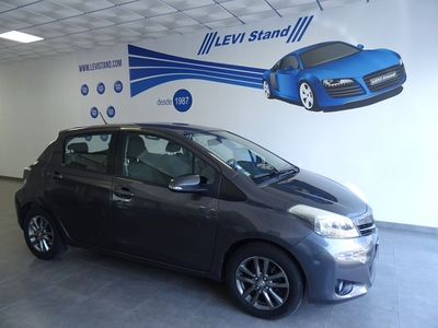 Toyota Yaris 1.0 VVT-i Active+AC por 10 900 € Levi Stand | Lisboa
