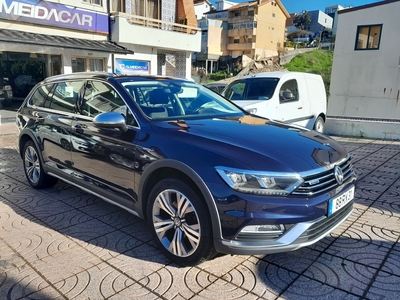 Volkswagen Passat V. 2.0 TDI Alltrack DSG 4Motion por 18 990 € AlmeidaCar | Porto