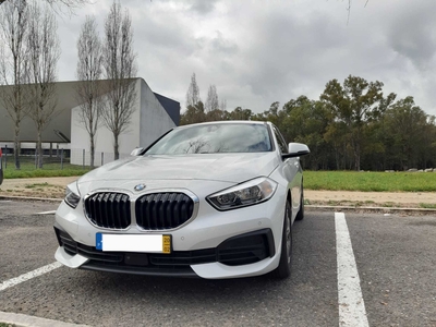 BMW 116D 2020 branco
