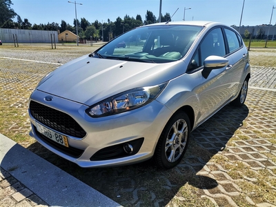 Ford Fiesta 1.0 Ti-VCT Trend por 11 450 € Distintopçãocar | Porto