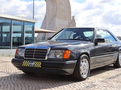 Mercedes 200-320 CE 300 CE com 165 000 km por 15 450 € Granacar Stand 1 | Lisboa
