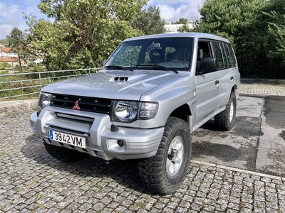 Mitsubishi Pajero 2800 GLS 7 lugares