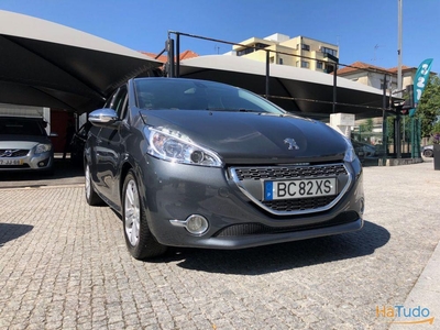 Peugeot 208 1.6 e-HDi Allure