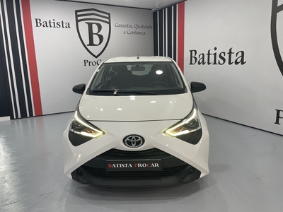 Toyota Aygo 1.0 X-Play+X-Touch com 100 000 km por 9 990 € Batista Procar | Lisboa