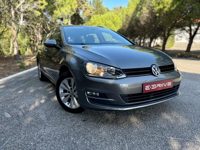 Volkswagen Golf 1.6 TDi GPS Edition com 100 000 km por 16 900 € Edriive | Lisboa
