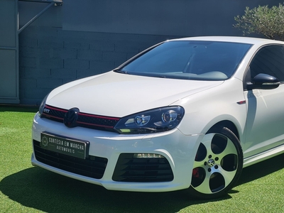 Volkswagen Golf 2.0 TSi GTi por 17 990 € Cortesia em Marcha Automóveis | Porto