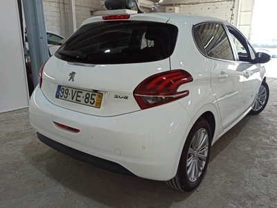 Peugeot 208 1.2 PureTech Signature