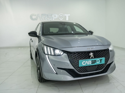 Peugeot 208 e- 50 kWh GT Pack por 29 980 € CarSpot | Lisboa