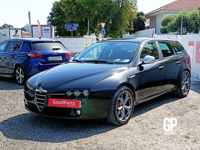 Alfa Romeo 159 1.9 JTDm 16V Sportiva por 11 250 € GoodParts Automóveis | Porto