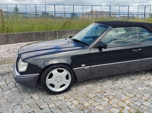 Mercedes Benz E 200 Standard