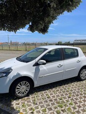 Carro Renault Clio dci Glória E Vera Cruz •