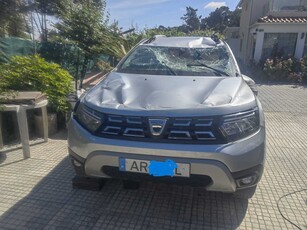 Dacia Duster Bi-Fuel Castelo (Sesimbra) •