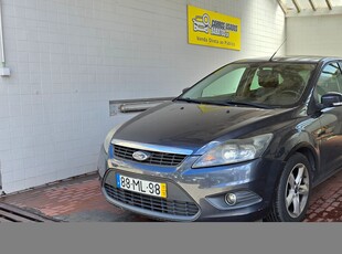 Ford Focus 1.6 TDCi Trend com 247 300 km por 4 000 € Carros Usados Baratos | Porto