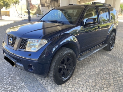 Nissan Pathfinder 2.5 Dci XE 7 lugares