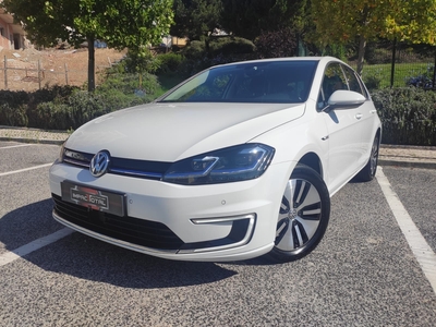 Volkswagen Golf e- AC/DC por 26 480 € Impactotal | Lisboa