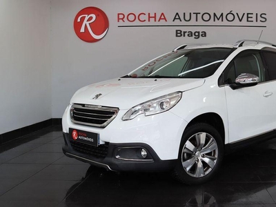 Peugeot 2008 1.2 VTi Allure