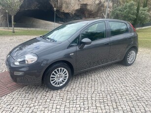 Fiat Punto 1.2 Easy S&S com 62 000 km por 8 490 € Stand Mendescar | Lisboa