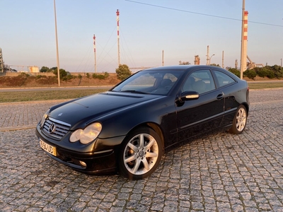 Mercedes-Benz Coupe C200 Kompressor GPL Nacional