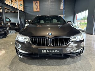 BMW Serie-5 520 d Line Luxury Auto com 119 000 km por 30 900 € LUIS MOTA AUTOMOVEIS | Porto