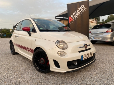 Fiat 500 1.4 T-Jet Abarth