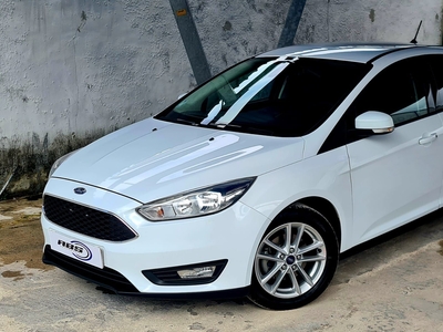 Ford Focus 1.5 TDCi Titanium por 12 990 € ABS Automóveis | Porto