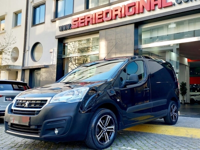 Peugeot Partner 1.6 BlueHDi Style com 245 000 km por 9 990 € Serie Original Matosinhos | Porto